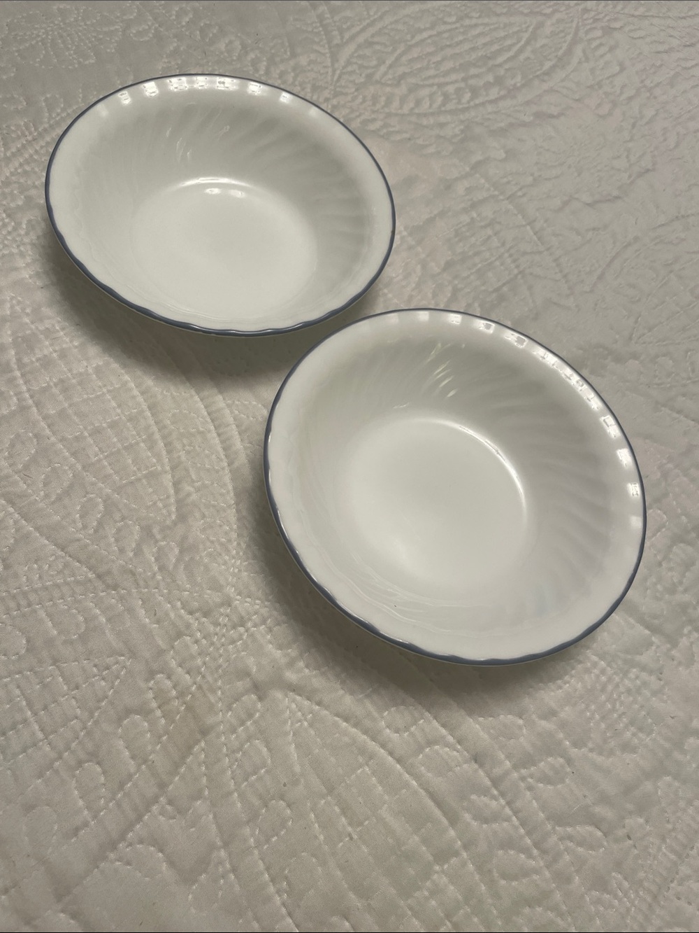 Set of 2 CORELLE Swirl Soup or Cereal Bowls White with Blue Rim Great Condition